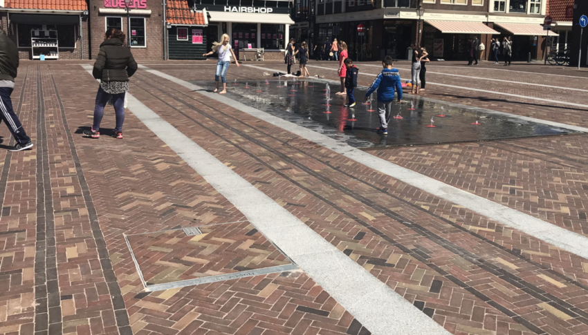 plein met putkast